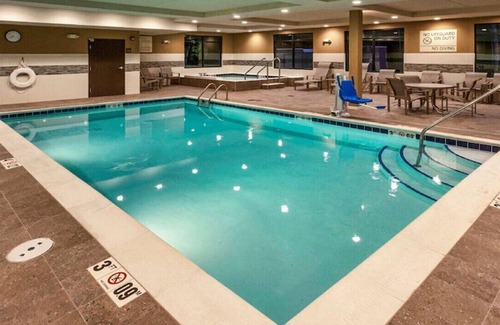 Duluth House | A Peaceful Abode Awaits! Enjoy Pool & Gym Acces