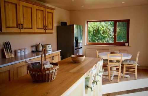 Bourton-on-the-Water House | A Peaceful Cotswolds Retreat