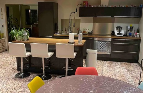 Ottenburg Villa | A place to get away from it all, surrounded by greenery.