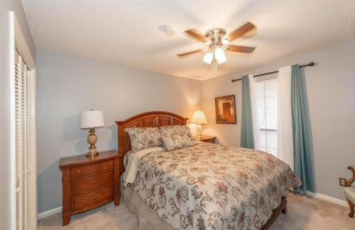 River Mountain House | A Pleasant Home for Your Living Pleasure