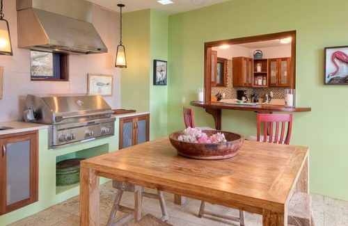 Belmont Villa | A private retreat just a short drive from beautiful beaches