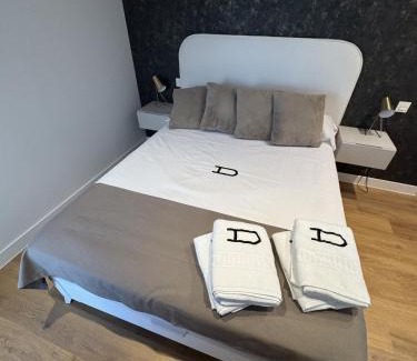 San Sebastian de los Reyes Apartment | A&R Suite Ejecutiva Montes de Oca