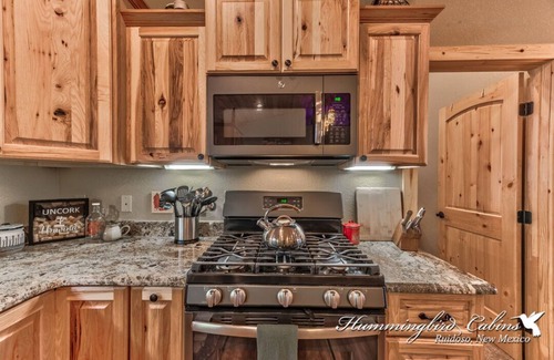 Ruidoso Cabin | A rare "Spotted Owl" in the pine trees w/hot tub & Pet Friendly!
