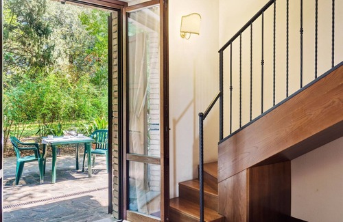 Perugia Apartment | A recently renovated countryhouse.