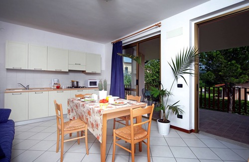 Pieve Vecchia House | A relaxing vacation a stone's throw from Lake Garda