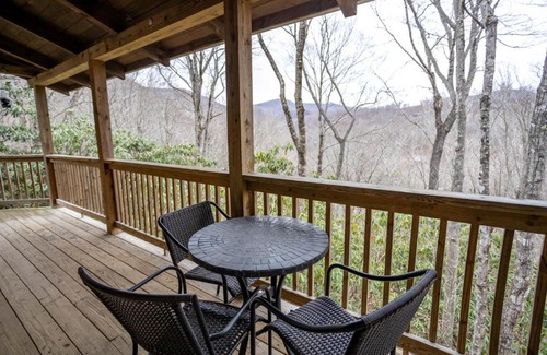 Todd House | A Rustic Hideaway