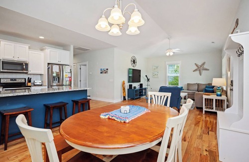 Tranquil Harbour House | A Sloth's Retreat: Private Pool, Game Room and More!