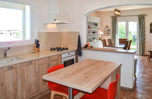 Creissan House | A spacious vacation home with pool located in a quiet area.
