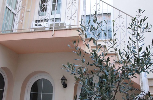 Viareggio Apartment | A stone's throw from the sea
