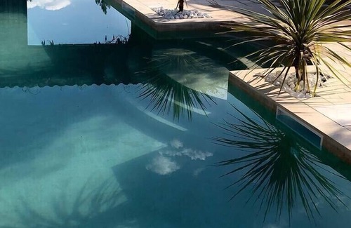 Brioux-sur-Boutonne House | A stunning 17th century manor house