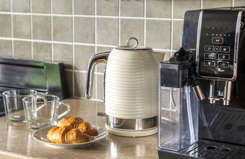 Trefriw Apartment | A stylish apartment in Trefriw, set in a grand Edwardian house.