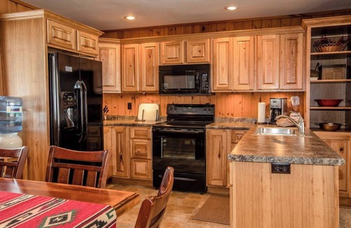 Bessemer Apartment | A Trailside Duplex Along the Alpen Trail