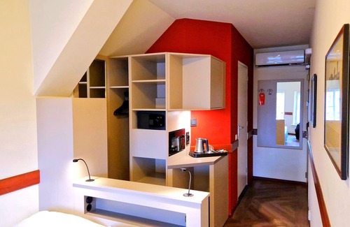 Burgwallen Nieuwe Zijde Hotel | A Train Hotel