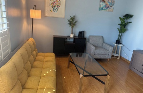 Elysian Heights Villa | A tranquil retreat in vibrant Los Angeles, Dodger Stadium, and Echo Park