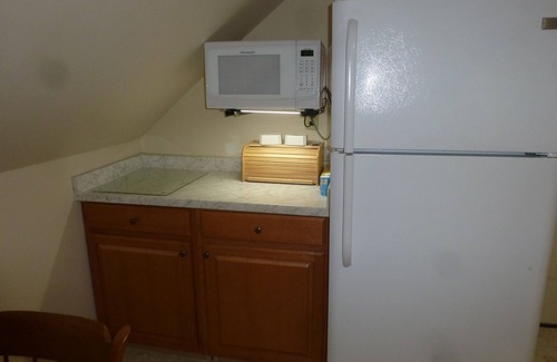 Inwood Apartment | A very cozy apartment just minutes from I-81