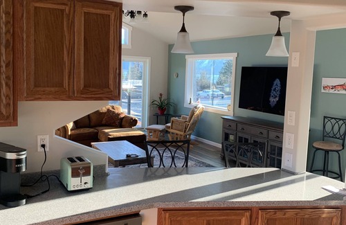 Seward House | A-ViewnnCome stay with us in fall, winter and spring.