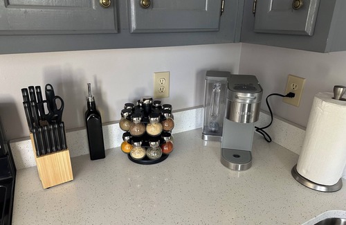 Southaven House | A Walk in Central Park. Tastefully decorated 3 bed 2 bath House in Southaven