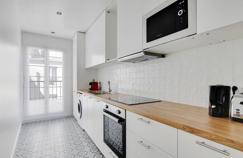 Strasbourg -Saint-Denis Apartment | A Wonderful 1-BR in Grands-Boulevards