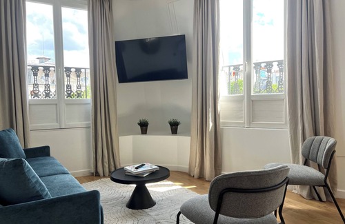 Strasbourg -Saint-Denis Apartment | A Wonderful 1-BR in Grands-Boulevards