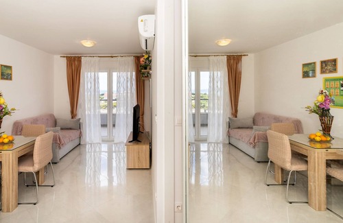 Mejasi Apartment | A2 - modern apt with the terrace & sea view