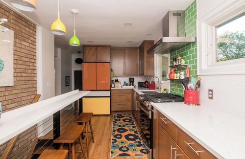 Dicken House | A2 Oasis; Lovely Neighborhood; Walk to Stadium!