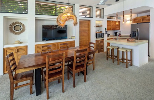 Hidalgo Villa | A3 King Suite Over Cliffs With Amazing Ocean View