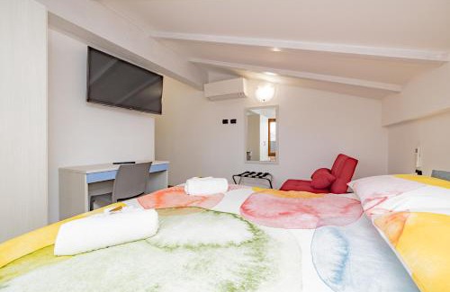 Cesate Apartment | A7 Moonlight FIERA-RHO-Mi-EXPO-MXP AMPIO&LUMINOSO MONOLOCALE