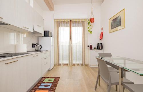 Cesate Apartment | A7 Moonlight RHO FIERA -Mi-EXPO-MXP AMPIO MONOLOCALE