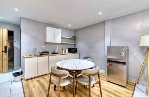 Makkasan Apartment | AB House