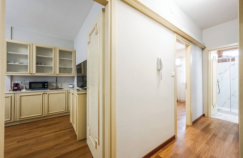 Historic Center Apartment | AB Plus - Via Riva Di Reno 29