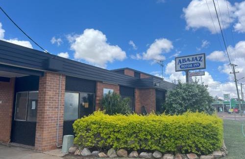 Longreach Hotel | Abajaz Motor Inn