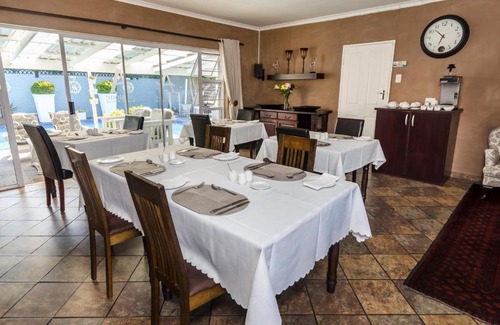 Summerstrand House | Abalone Guest House