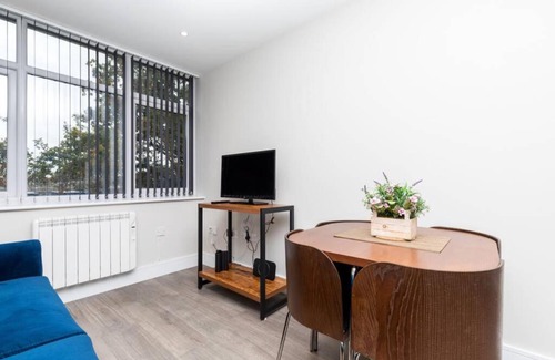 Horsham Apartment | Abbey Apartment 15 - 247 Lets Horsham