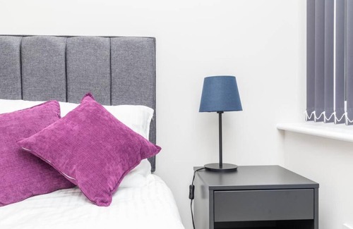 Horsham Apartment | Abbey Apartment 15 - 247 Lets Horsham