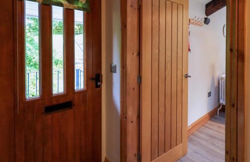 Penny Bridge House | Abbots Reading Mews 2