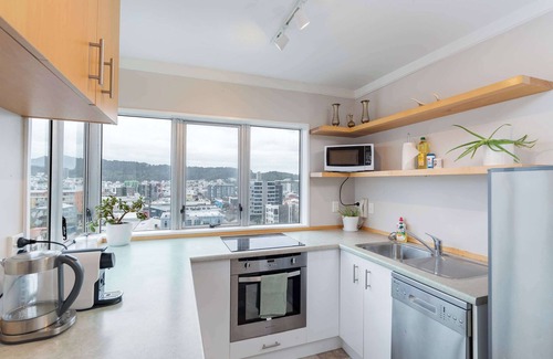 Te Aro Apartment | Abel St 2BR - Central, Washer, Dryer, City Views