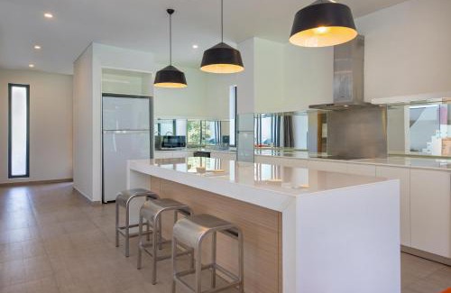 Ngu Hanh Son Villa | Abogo Point Resort Villa Pool Golf Da Nang