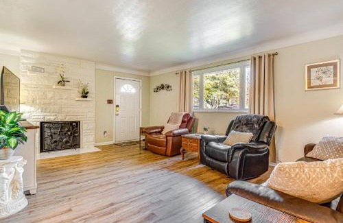 Indianapolis House | about 10 Mi to Dtwn Indianapolis Home with Game Room!