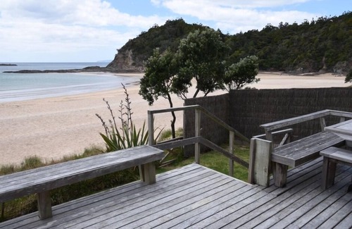 Matapouri House | Absolute Beachfront Paradise