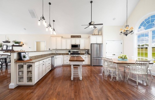 Sunrise Bay House | Absolute Bliss! Gorgeous lake resort home on most coveted spot on Lake Anna!