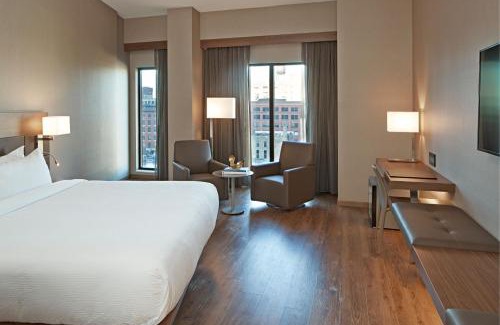 Downtown West Hotel | AC Hotel by Marriott Minneapolis Downtown