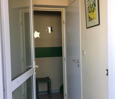 Cerbere Apartment | Acacia