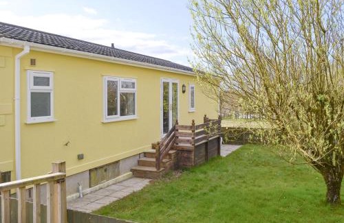 Holsworthy House | Acacia