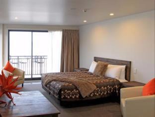 Taupo Hotel | Acacia Lake View Motel