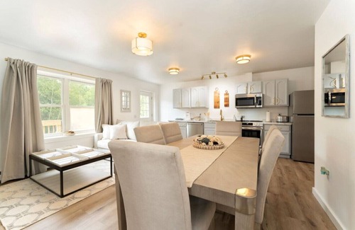 Trenton Apartment | Acadia Basecamp with Balcony | Walk to Lobster House, Coffee and Bakery (7)