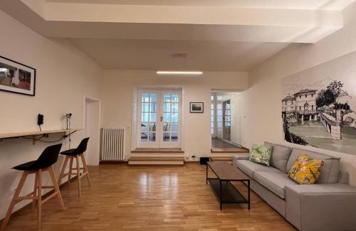 Historic Center House | Accanto alla piazza