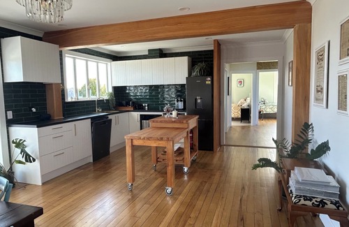 Nukuhou Cottage | Accessible Ohope Beach Country Cottage