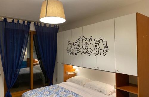 Pomezia Apartment | Accogliente monolocale con terrazzo e BBQ a Pomezia