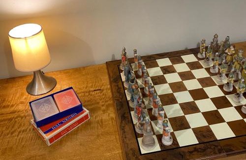 Pomezia Apartment | Accogliente monolocale con terrazzo e BBQ a Pomezia