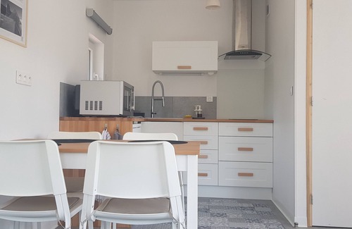 Coupvray Apartment | Accommodation with large terrace